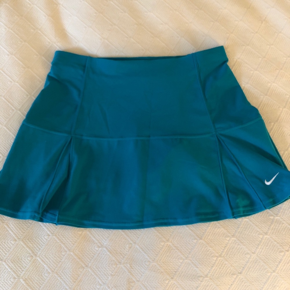 Nike tennis skirt